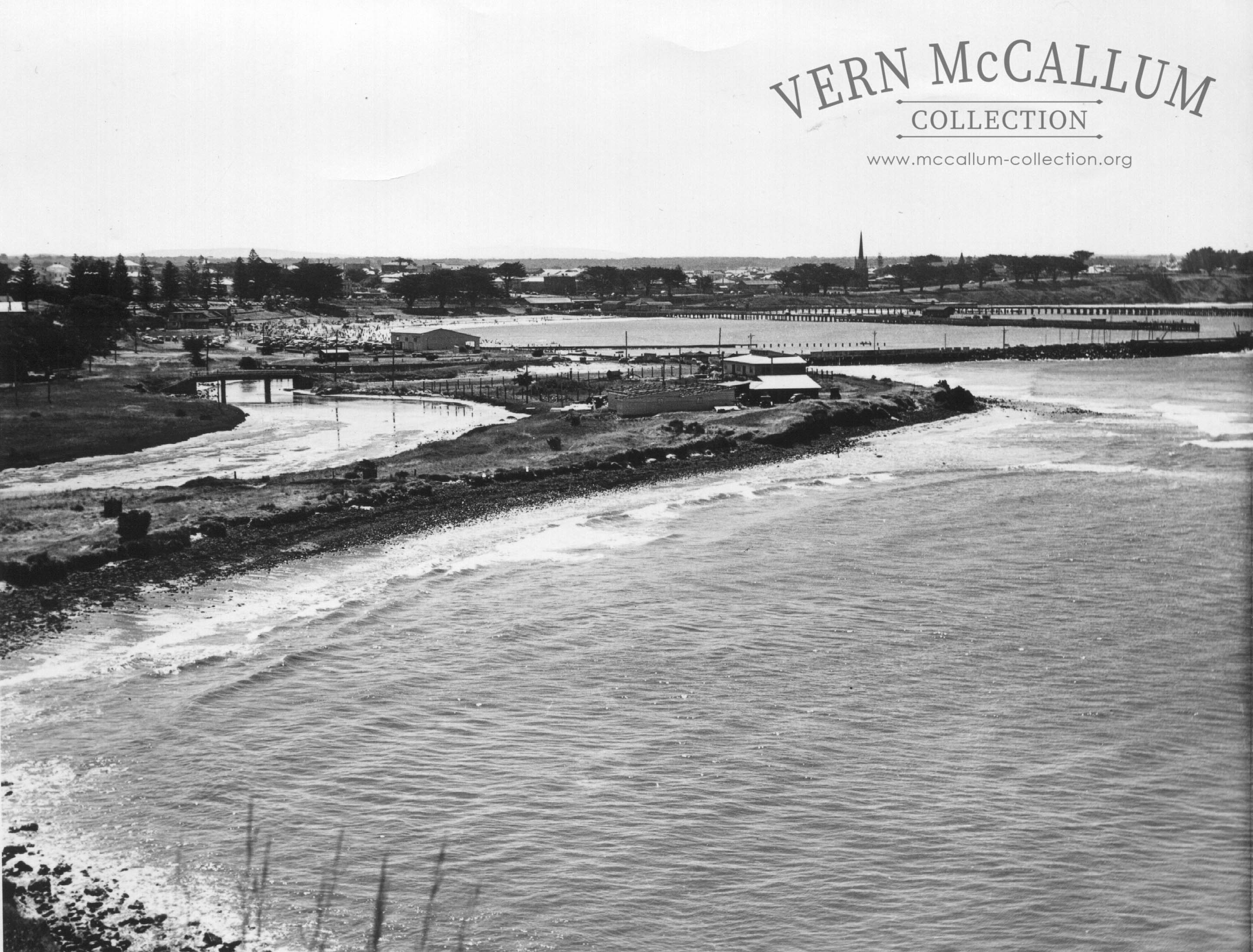 Photo taken before the works on the K. S. Anderson wharf and port area. Portland. Circa 1952.