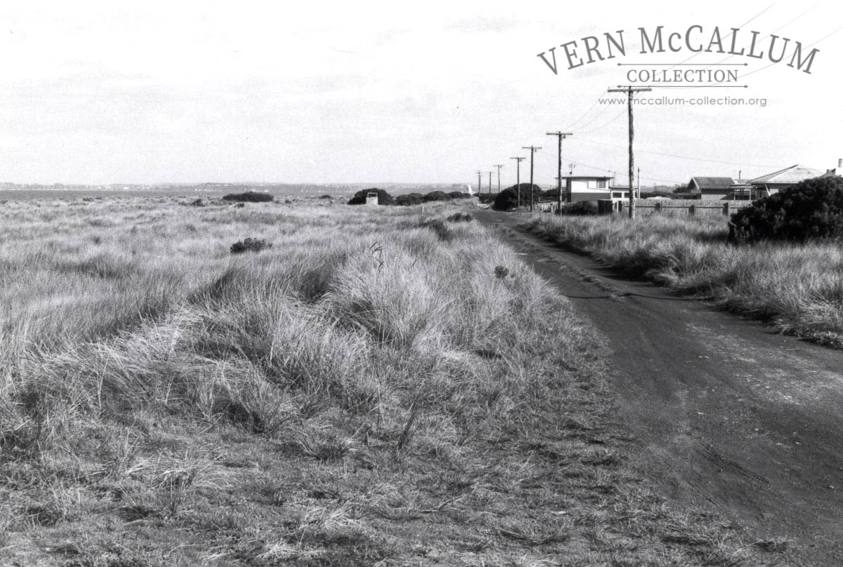 Fergusons road  30/6/1976. Taken east of Murleys. Note the distance to the sea from the track.