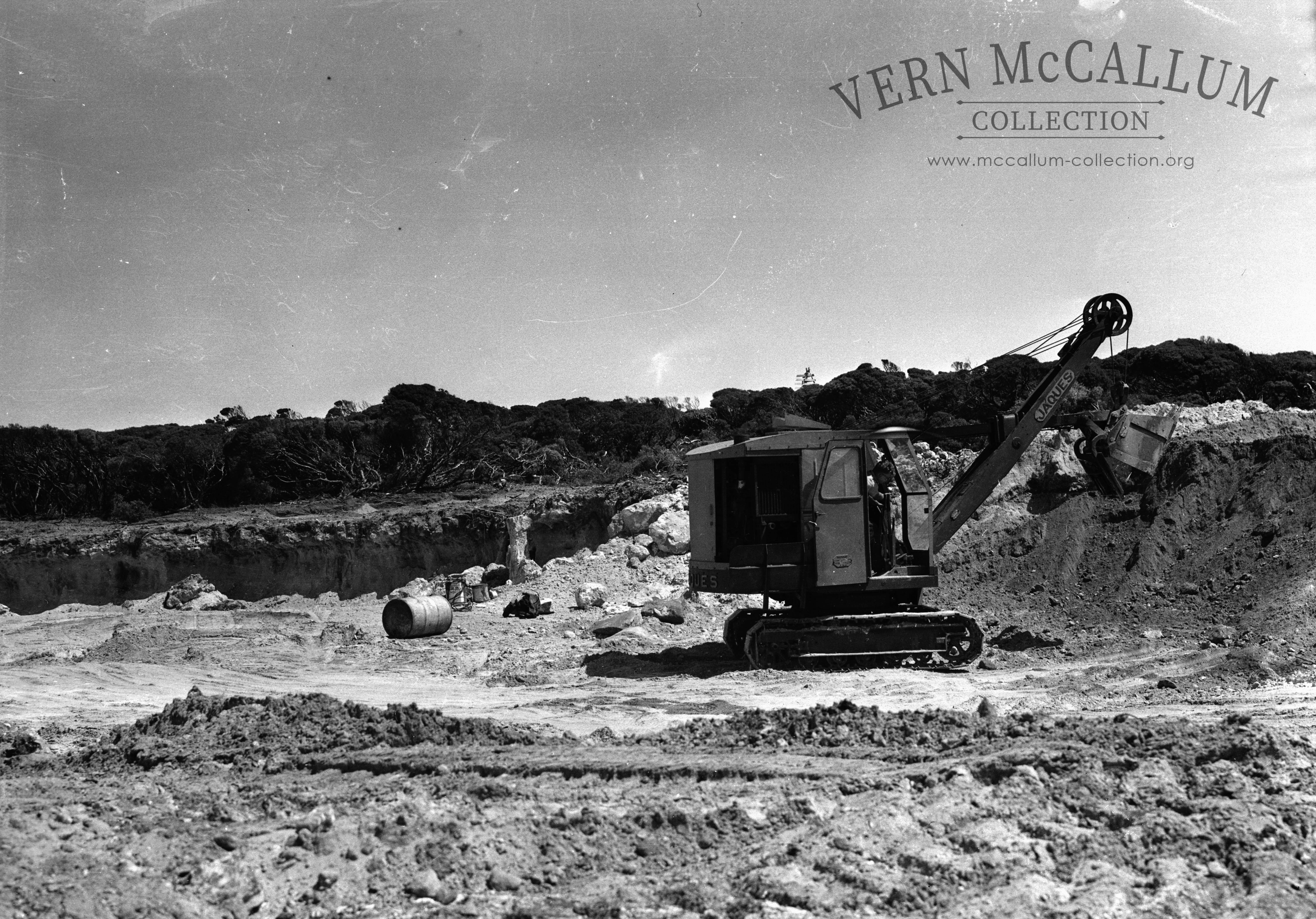 The Jaques shovel at Cape Grant.