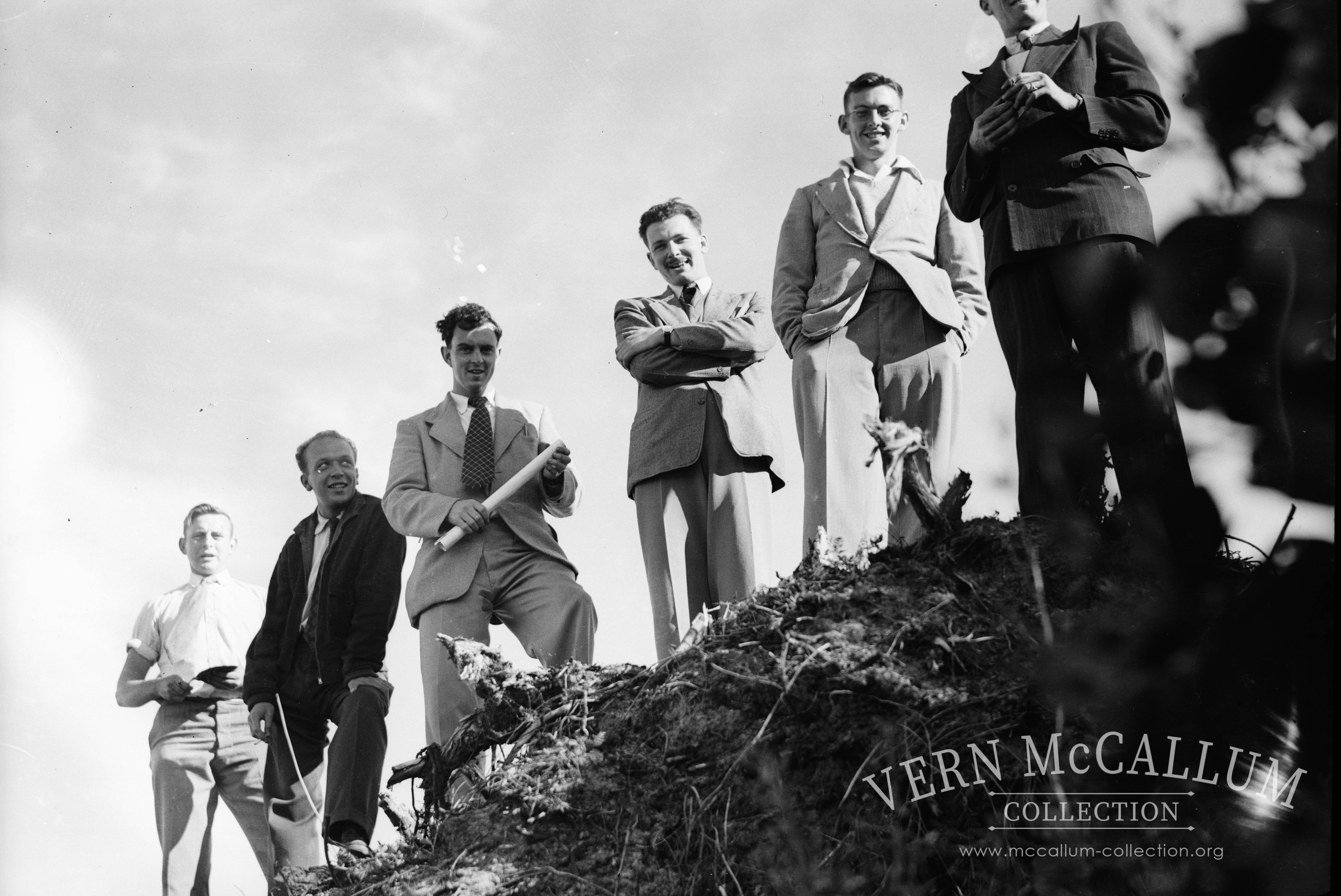 Left to right: Chick (Alan ) Richardson,-----------,Graeme McDonald,------------,
------------,--------------,-------------.
