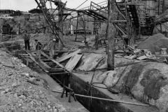 Building the tunnel to take the rock to Kubit for hammer crushing at the Cape Grant quarry.